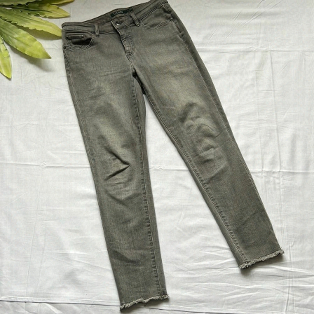 ⭐️RALPH Lauren Premier Skinny Cropped Jeans⭐️